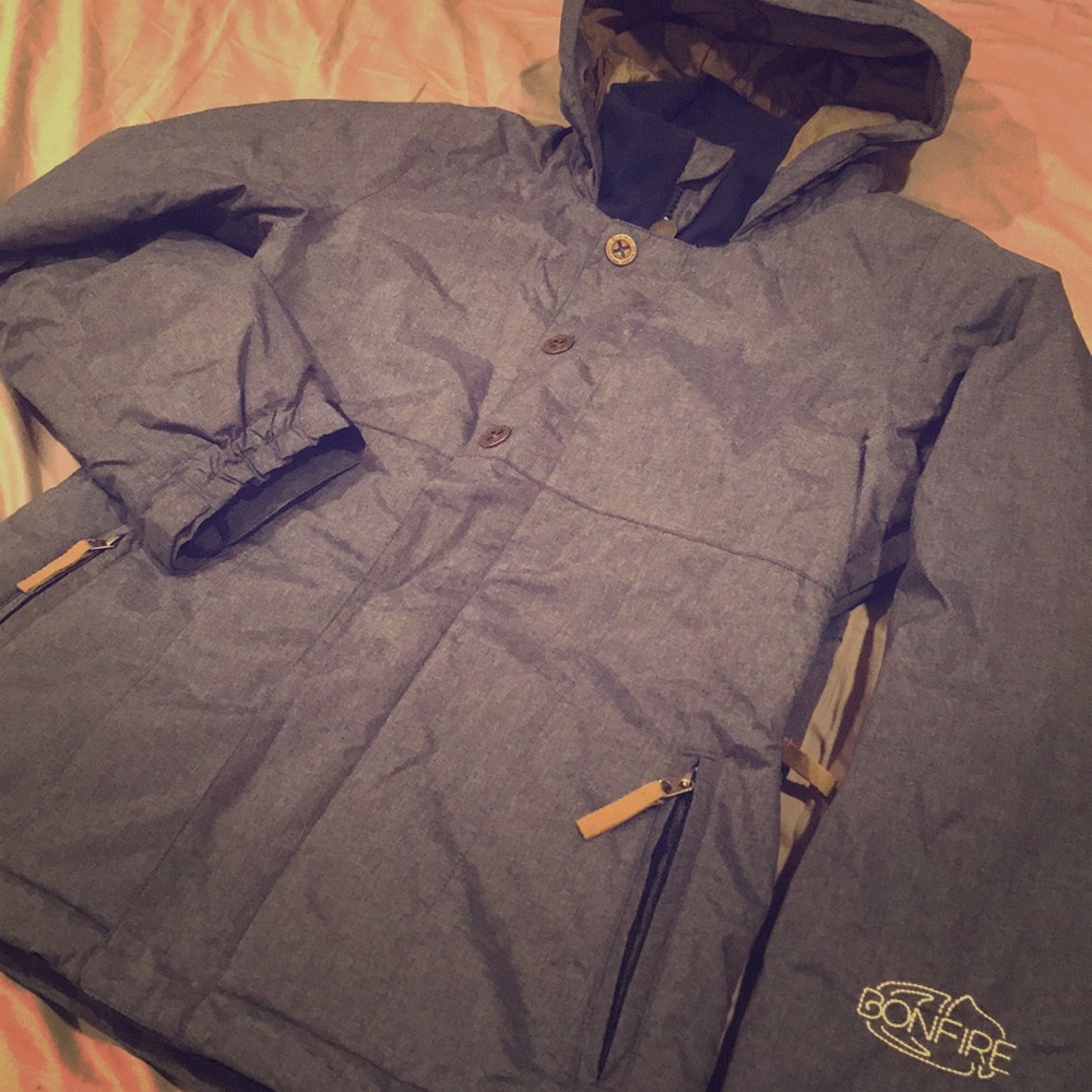 Bonfire Snowboarding Company l Classic Fit Jacket